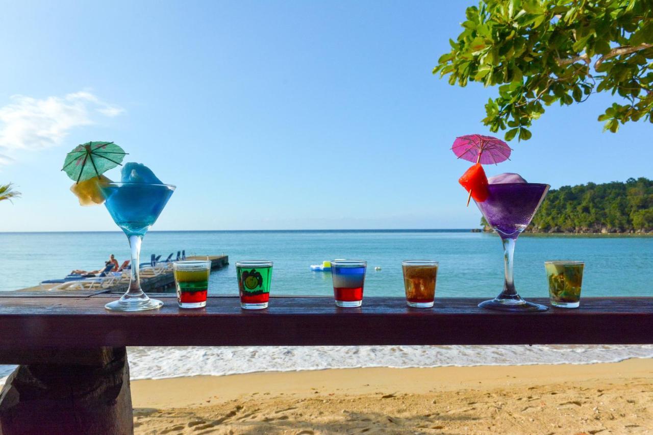 Kaz Kreol Beach Hotel โอโชรีโอส ภายนอก รูปภาพ