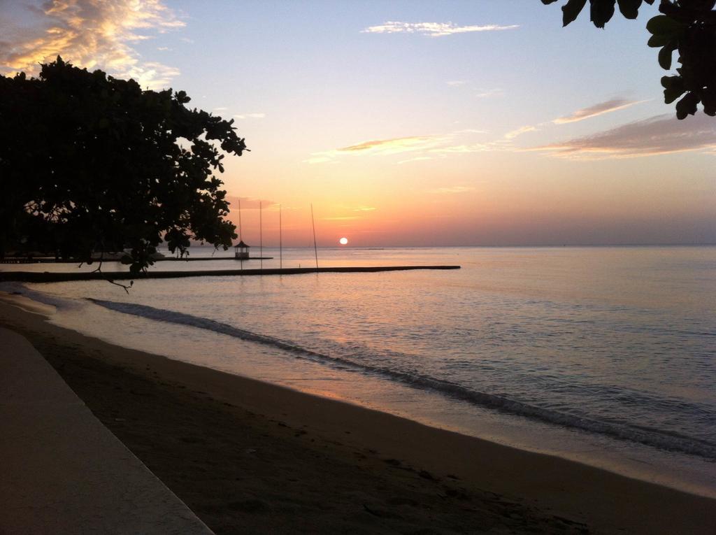 Kaz Kreol Beach Hotel โอโชรีโอส ภายนอก รูปภาพ